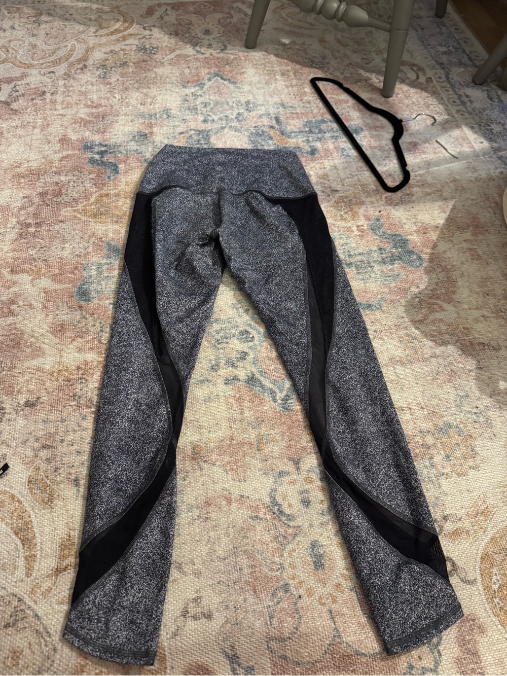 Lululemon size 6 Gray Heathered Leggings with Black Mesh Inset